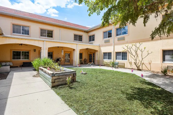 033-1450VeniceEastBoulevard-Venice-FL-34292-FULL (Small)